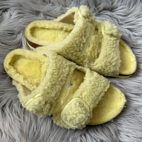 BIRKENSTOCK Arizona Big Buckle Teddy in Popcorn Yellow NWOB Size EU 38 US 7 - Picture 7 of 14